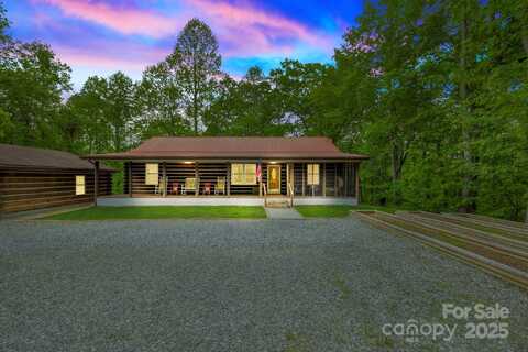 909 Pearson Falls Road, Saluda, NC 28773