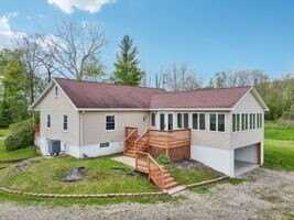 512 Brigade Ln, Ligonier, PA 15658