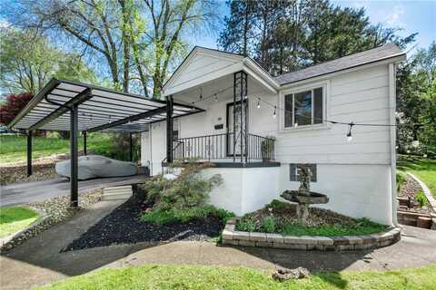 225 Demar Blvd, Strabane, PA 15317