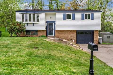 111 Park Ln, Shaler, PA 15116
