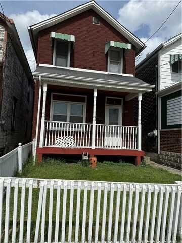 212 Munson Ave, McKees Rocks, PA 15136