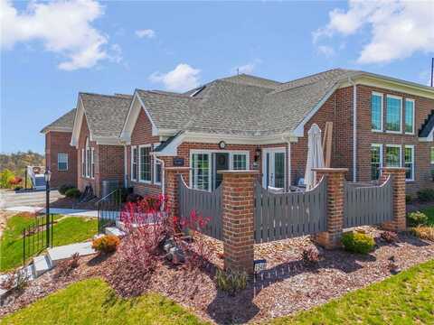 1548 Parkwood Pointe Drive, Crescent, PA 15046
