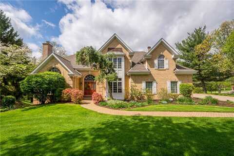 404 Avonlea Ct., Pine Grv Mls, PA 15044