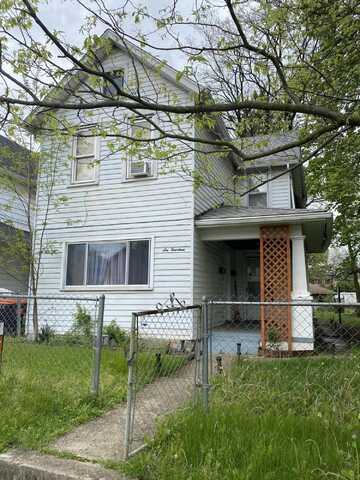 614 Sherman Avenue, Springfield, OH 45503