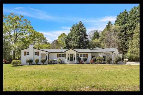 405 Playground Road, Walhalla, SC 29691