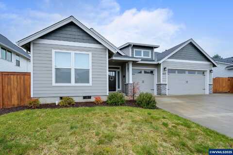 447 NW Crater Lake Dr, Dallas, OR 97338