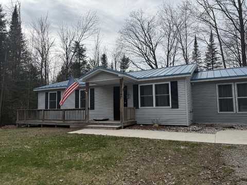 3140 Kitchen Road, Cheboygan, MI 49721