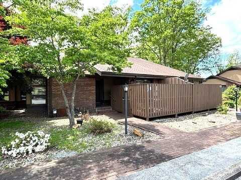 17 Moland Drive, Etowah, NC 28729