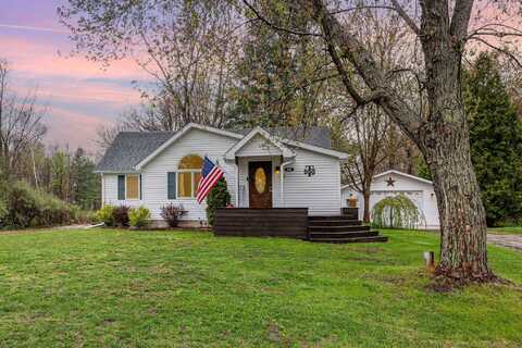 905 Sandow, Midland, MI 48640