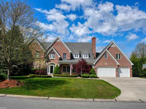 642 St Andrews, Saint Clair, MI 48079