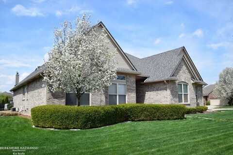 48643 Waterford, Macomb, MI 48044