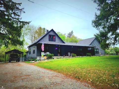 3569 Cribbins, Avoca, MI 48006