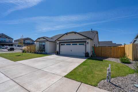 3363 NW 16th Street, Redmond, OR 97756