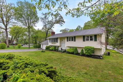 10 River Road, North Haven, CT 06473