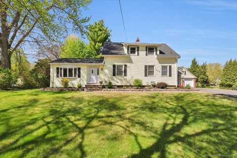 808 Matianuck Avenue, Windsor, CT 06095