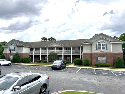 2400 King Richard Court, Greenville, NC 27858