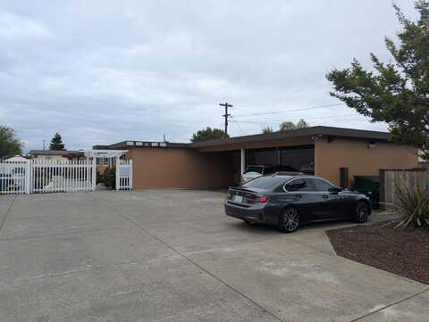 250 Schafer RD, HAYWARD, CA 94544