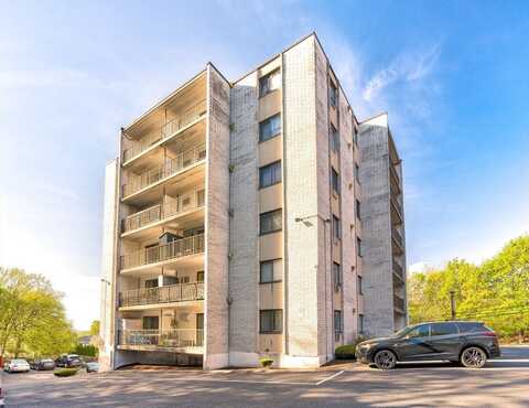 308 Quarry St, Quincy, MA 02169