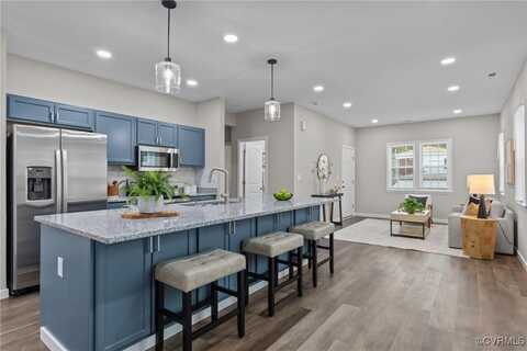 204 Saint Matthews Street, Petersburg, VA 23803