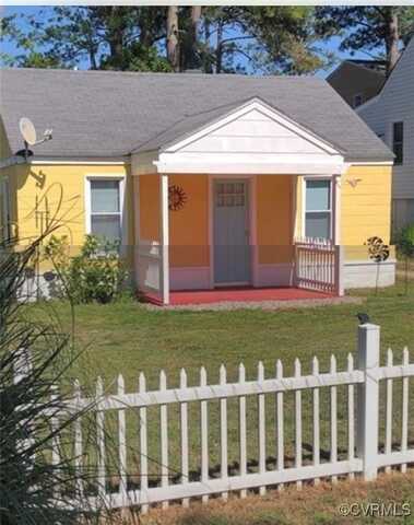 41 Hobday Street, Mathews, VA 23128