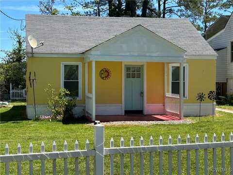 41 Hobday Street, Mathews, VA 23128
