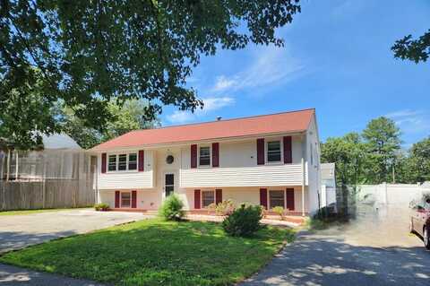 22 Osceola Ln, Billerica, MA 01821