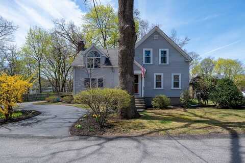 11 Swett St, Mansfield, MA 02048