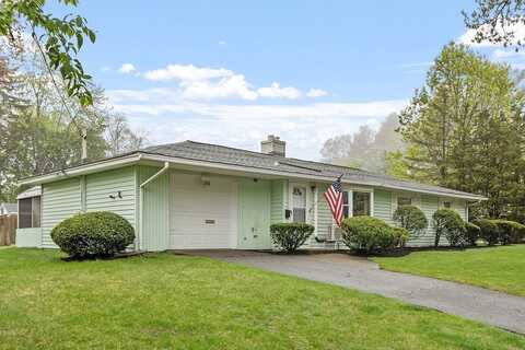 240 Central St, Framingham, MA 01701
