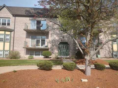 100 Oak Lane, Brockton, MA 02301