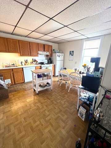 218 L Street, Boston, MA 02127