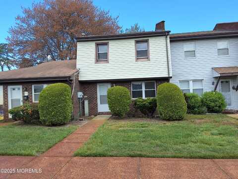 8 Greenwood Loop Road, Brick, NJ 08724