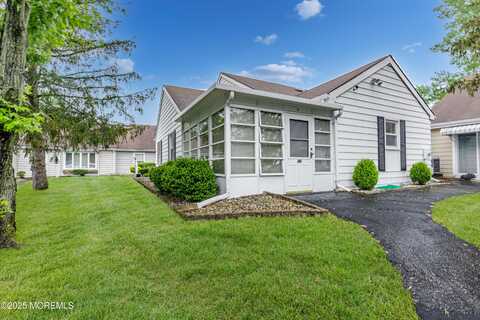 46 Dover Walk, Toms River, NJ 08753