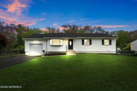 113 Darien Road, Howell, NJ 07731