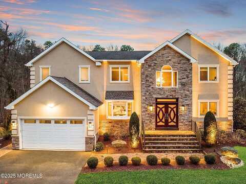 6 Alex Court, Monroe, NJ 08831