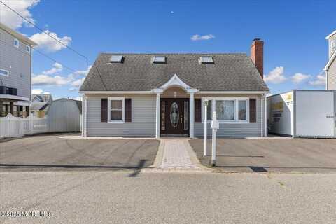 234 Cedar Drive, Bayville, NJ 08721