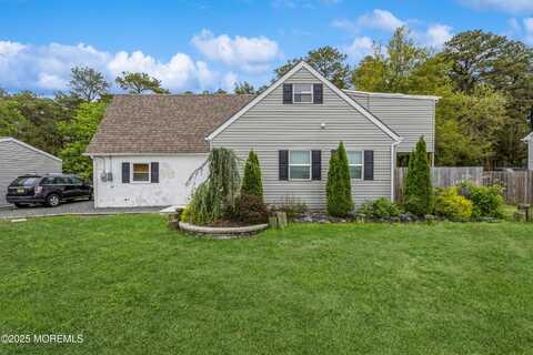 1603 Berkeley Avenue, Beachwood, NJ 08722