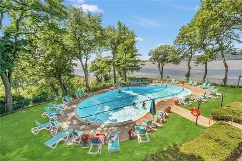 16 Rockledge Avenue, Ossining, NY 10562