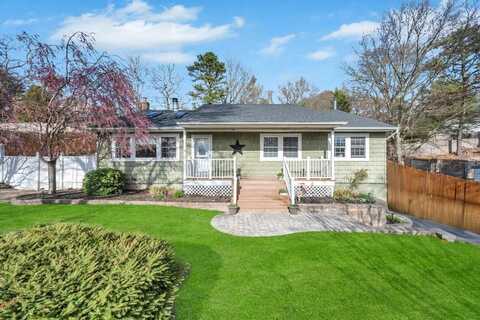 410 Patton Avenue, Shirley, NY 11967