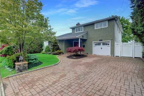 2867 Wynsum Avenue, South Merrick, NY 11566