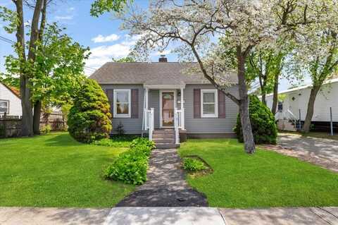 12 Leyden Street, Huntington Station, NY 11746