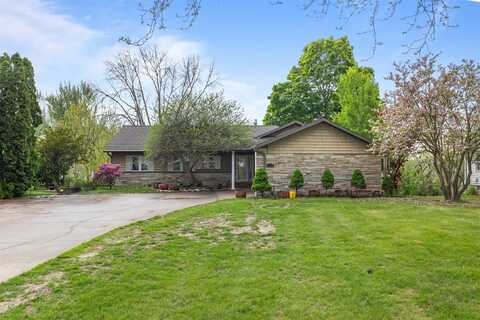 1608 W Lincoln Way, Marshalltown, IA 50158