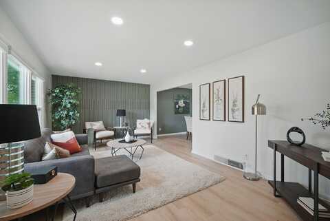 3109 SW 40th Street, Des Moines, IA 50321