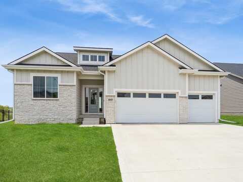 460 NW Gracewood Drive, Waukee, IA 50263