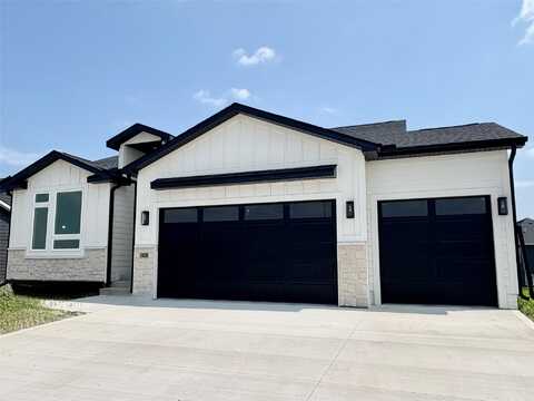 1420 NW Yorktown Drive, Waukee, IA 50263