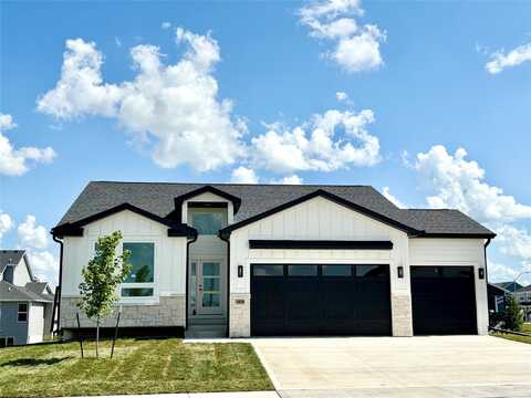 1420 NW Yorktown Drive, Waukee, IA 50263