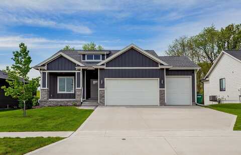 1512 Marina Cove Drive, Polk City, IA 50226