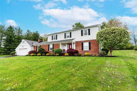 36 Country Club Road, Hopewell Junction, NY 12533