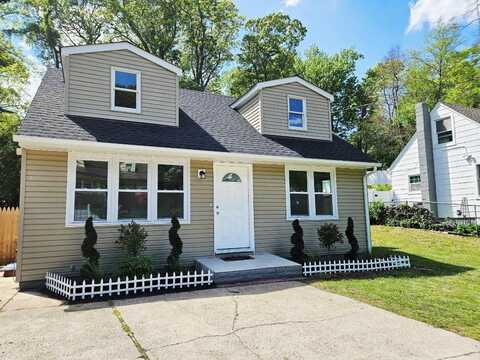 181 Vernon Valley Road, East Northport, NY 11731