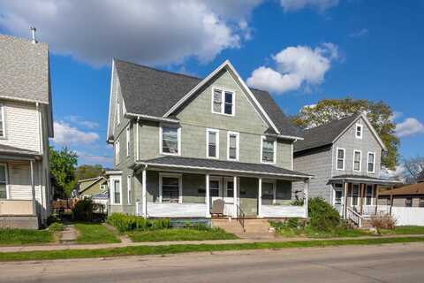 2820-22 Jackson, Dubuque, IA 52001