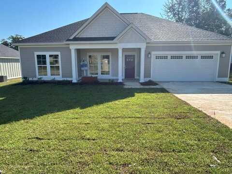 15 Sunset Blvd., Eufaula, AL 36027